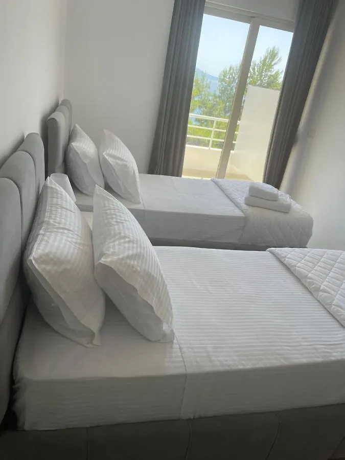 Hotel Mane Sarande 0*,