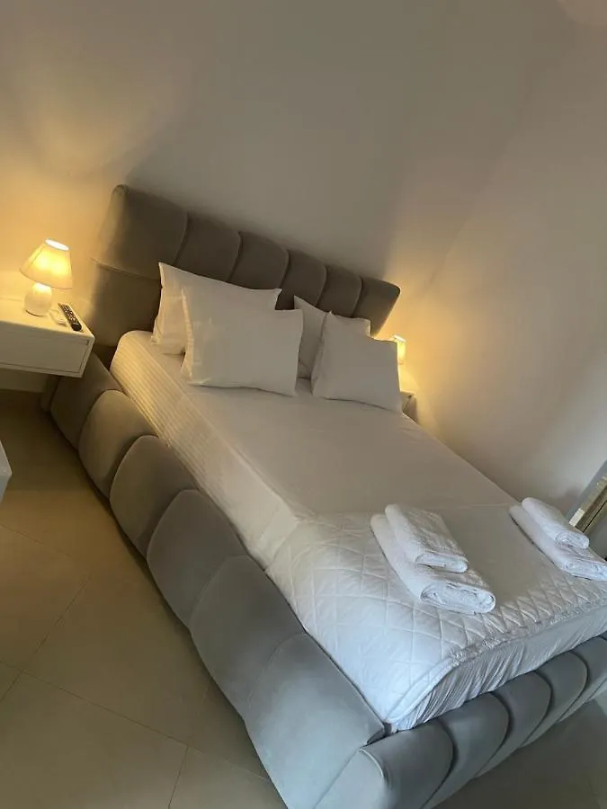 Hotel Mane Sarande Albania